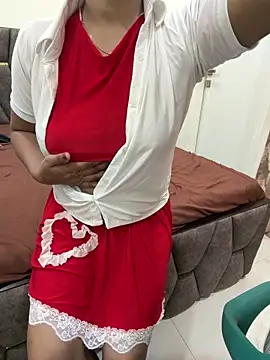 Snapshot of Zoya_Hottest chatting on February 11, 11:48 am Zoya Hottest online show from February 11, 11:48 am