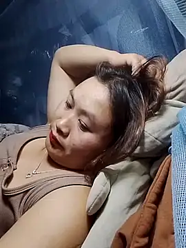 bany-lee online show from April 25, 1:41 pm