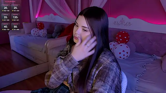 BonieSmith online show from March 4, 6:58 pm