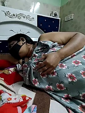 Snapshot of Joyti_07 chatting on February 28, 4:35 am Joyti 07 online show from February 28, 4:35 am