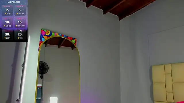 Snapshot of Zaphiro__Sky chatting on February 20, 8:49 am Zaphiro Sky online show from February 20, 8:49 am