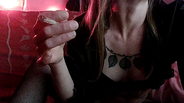 Snapshot of Sexwestworld chatting on March 31, 7:47 pm Sexwestworld online show from March 31, 7:47 pm