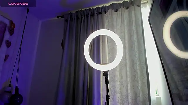 Snapshot of Chhloe69 chatting on February 11, 2:55 pm Chhloe69 online show from February 11, 2:55 pm