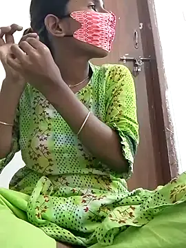 Snapshot of Sexy_Boudi650 chatting on February 25, 2:05 pm Sexy Boudi650 online show from February 25, 2:05 pm