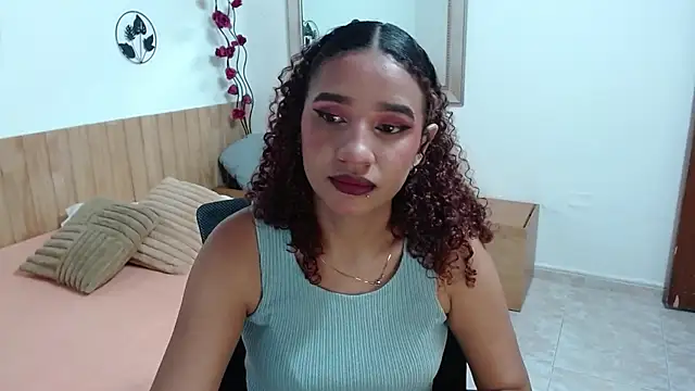 Alice Grinnerk online show from March 18, 1:47 pm