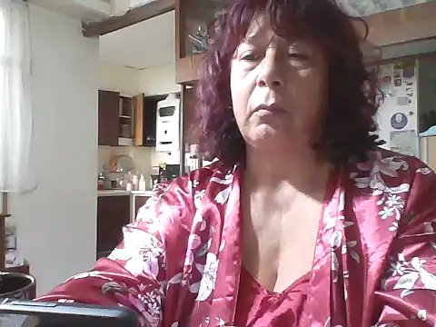 natalialuxee online show from February 12, 1:28 pm