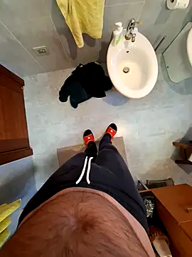 Snapshot of cetriolino chatting on February 11, 3:28 pm cetriolino online show from February 11, 3:28 pm