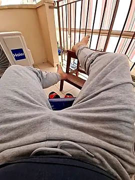 cetriolino online show from April 13, 9:48 am