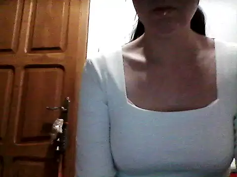 Snapshot of Mercy09107 chatting on March 2, 4:03 pm Mercy09107 online show from March 2, 4:03 pm