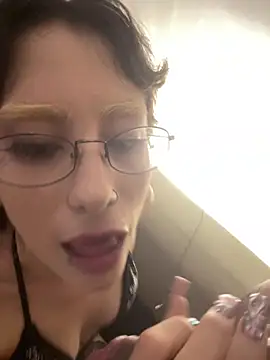 666atita online show from February 14, 9:22 pm