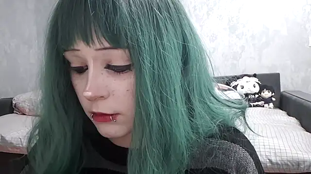 NaomiJess online show from March 15, 11:00 pm