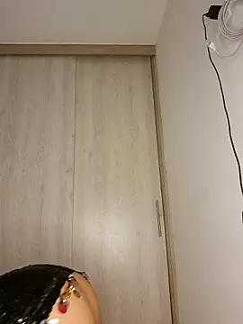 Mariana toress online show from April 21, 2:51 am