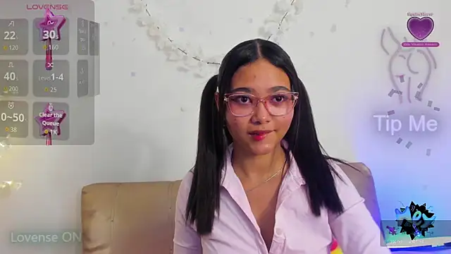 Mariana toress online show from April 25, 7:55 pm