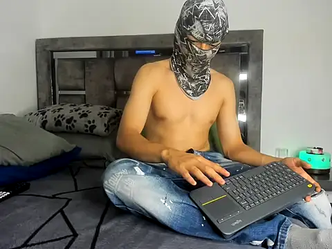 Master Ruthless77 online show from February 26, 1:48 am