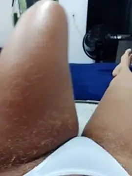 Snapshot of pennelop chatting on April 11, 8:18 am pennelop online show from April 11, 8:18 am