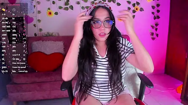 Hanna Tm online show from March 18, 2:04 am