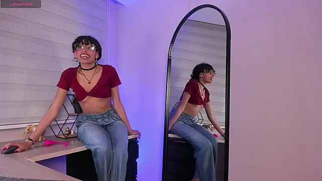 Tamia 25 online show from March 30, 7:37 pm