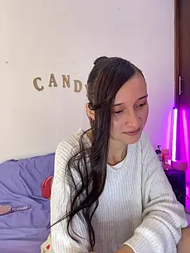 candy deluxe online show from August 4, 1:31 am