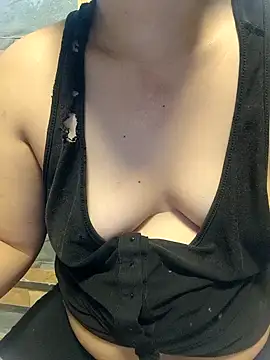 squirtshantal online show from November 12, 1:50 am