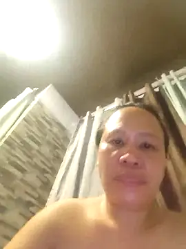 squirtshantal online show from May 3, 9:48 am