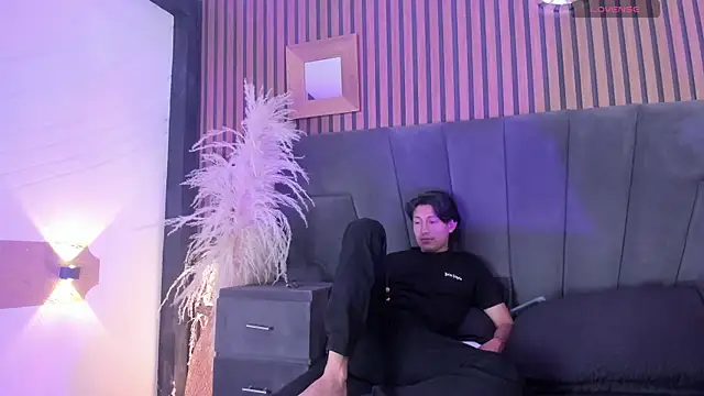 MarcoAndAllice online show from May 30, 4:20 am