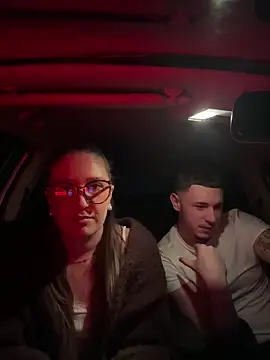 Snapshot of yourevsi chatting on February 15, 7:54 pm yourevsi online show from February 15, 7:54 pm