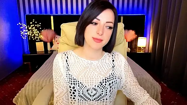 Daloras lin online show from April 5, 6:49 pm