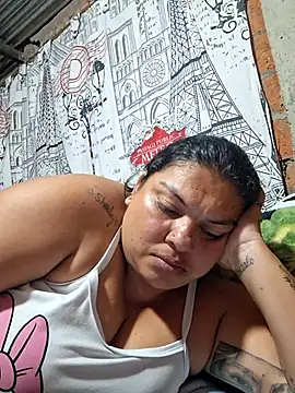 Juli Powl online show from June 26, 1:43 am