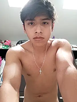 Snapshot of fran0631 chatting on April 8, 7:58 pm fran0631 online show from April 8, 7:58 pm