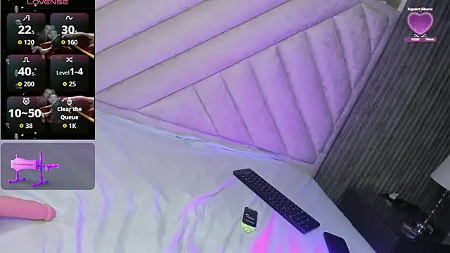 SarahRizof online show from February 15, 5:37 am