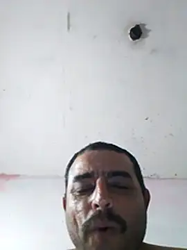 Snapshot of cobrosdepagos chatting on March 1, 10:28 am cobrosdepagos online show from March 1, 10:28 am