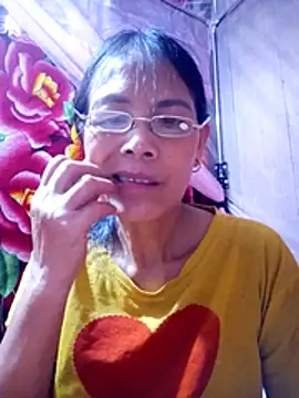 Snapshot of toyo_668 chatting on May 1, 12:43 pm toyo 668 online show from May 1, 12:43 pm