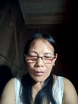 Snapshot of toyo_668 chatting on May 11, 4:04 pm toyo 668 online show from May 11, 4:04 pm