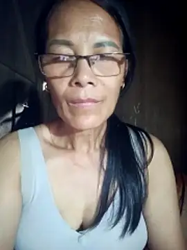 Snapshot of toyo_668 chatting on May 17, 1:47 am toyo 668 online show from May 17, 1:47 am