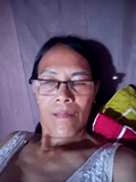 Snapshot of toyo_668 chatting on May 23, 6:23 pm toyo 668 online show from May 23, 6:23 pm