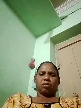 Snapshot of telugugrli chatting on February 26, 1:54 pm telugugrli online show from February 26, 1:54 pm