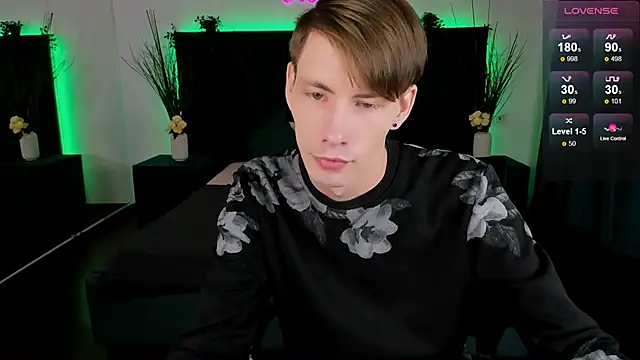 Erick Wilson online show from November 26, 6:36 am