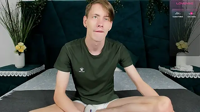 Erick Wilson online show from December 2, 7:36 am