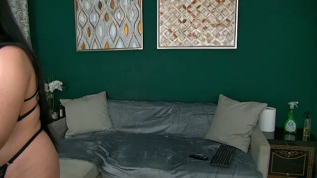 Snapshot of JessieSin chatting on February 13, 3:30 pm JessieSin online show from February 13, 3:30 pm