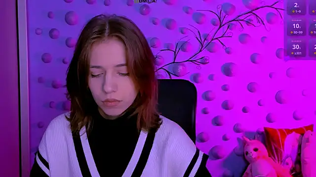 Snapshot of cleo_cool chatting on February 23, 9:50 am cleo cool online show from February 23, 9:50 am