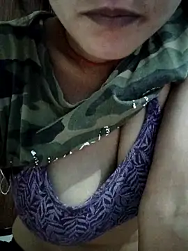 Sexy-Sandhya  online show from March 6, 6:37 pm