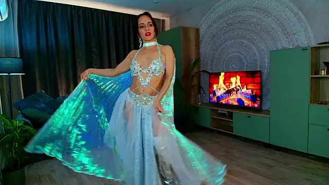 Shanita moon online show from February 24, 5:55 pm