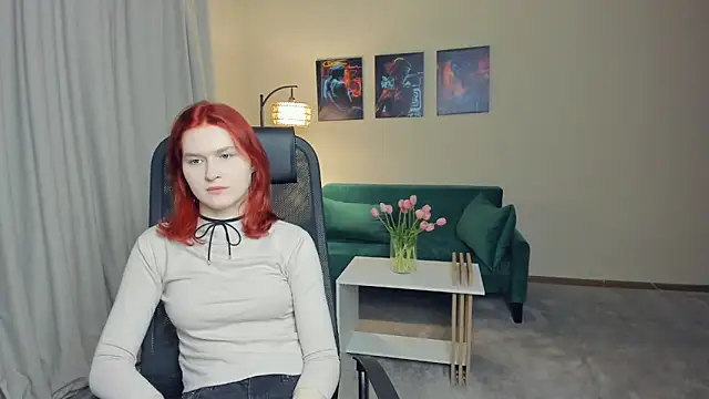 LinaMalech online show from February 14, 2:25 pm