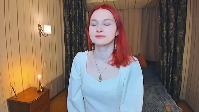 LinaMalech online show from February 22, 8:07 pm