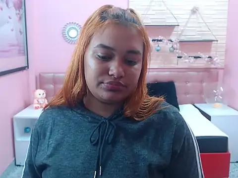 Alicefetishxxx online show from April 1, 12:50 pm