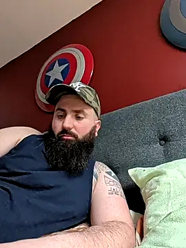 Snapshot of daddyboucher69 chatting on February 14, 12:13 pm daddyboucher69 online show from February 14, 12:13 pm