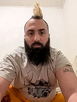 Snapshot of daddyboucher69 chatting on March 1, 5:53 am daddyboucher69 online show from March 1, 5:53 am