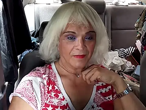 dustbunny64 online show from August 5, 4:43 pm