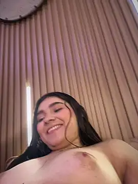 Snapshot of mia-rodrigues chatting on February 20, 6:26 am mia-rodrigues online show from February 20, 6:26 am