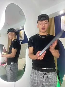 Snapshot of Dark_Nico chatting on February 26, 4:11 am Dark Nico online show from February 26, 4:11 am